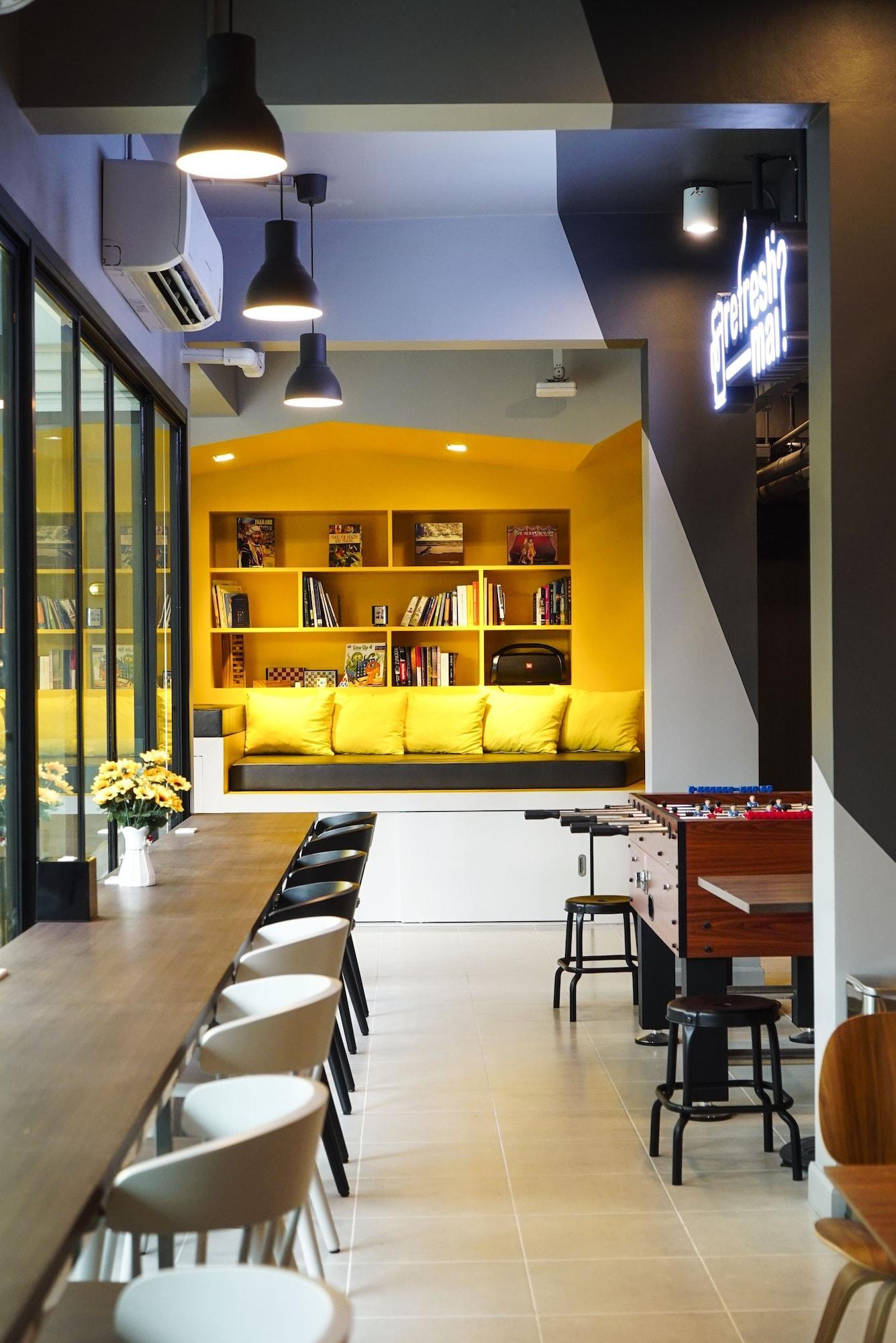 清迈老城塔佩睡在清迈生活酒店【SHA Extra Plus】 清邁 外观 照片