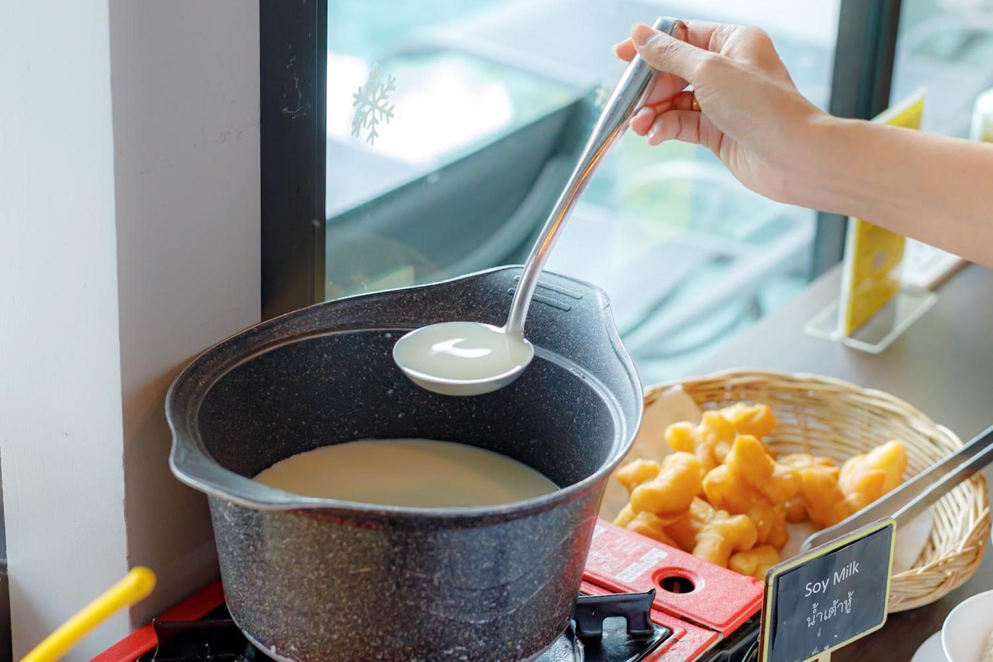清迈老城塔佩睡在清迈生活酒店【SHA Extra Plus】 清邁 外观 照片